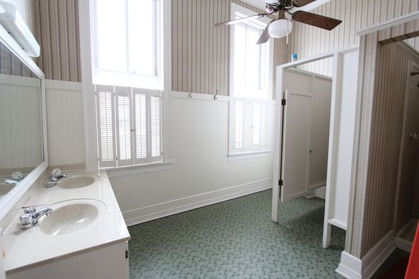 Office Space | Downtown Hattiesburg: 623 N Main St, Hattiesburg, MS 39401